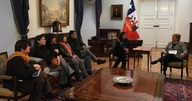 Comité Ejecutivo de la Central se reunió con presidenta Michelle Bachelet Comité Ejecutivo de la Central se reunió con presidenta Michelle Bachelet